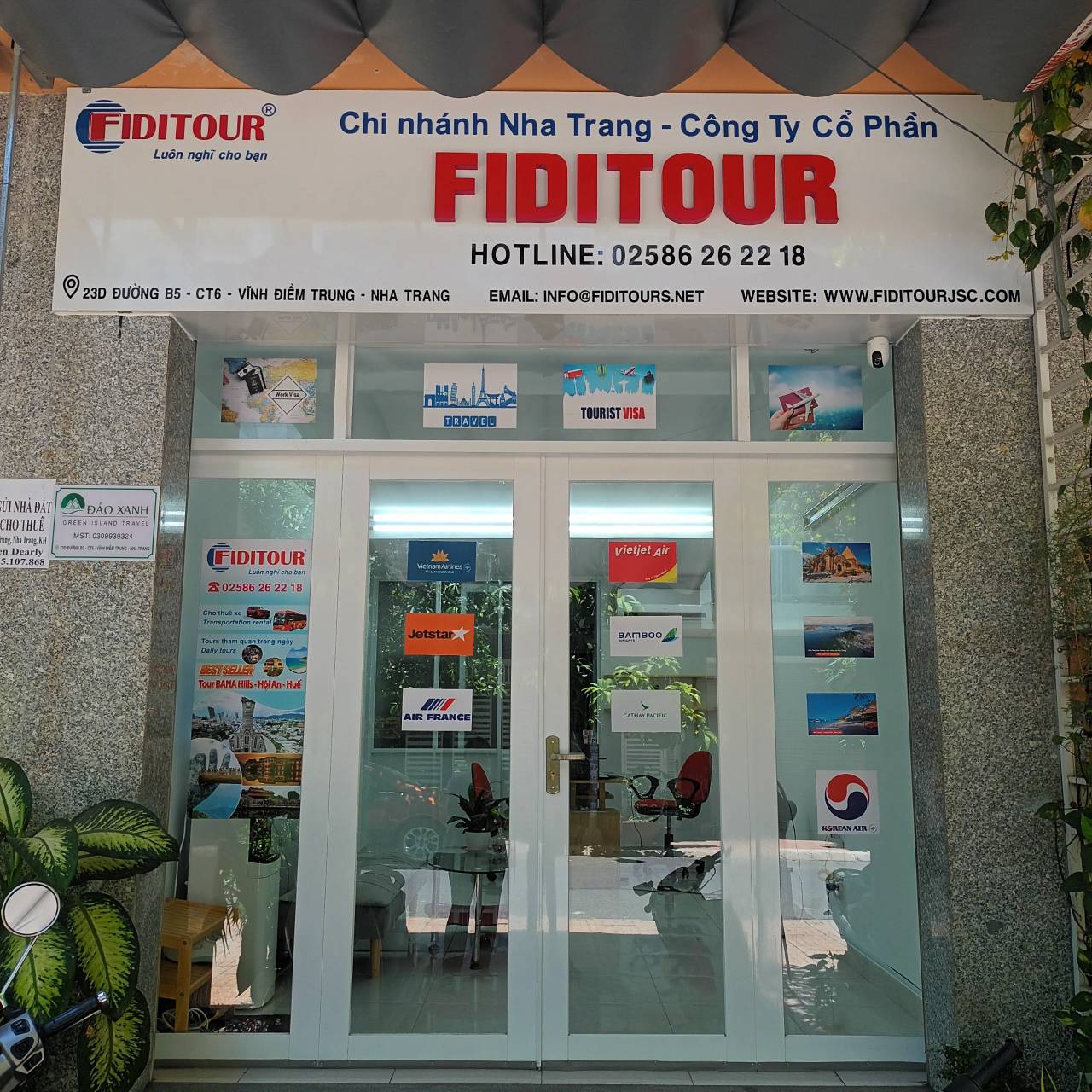 photo of In-store specials1