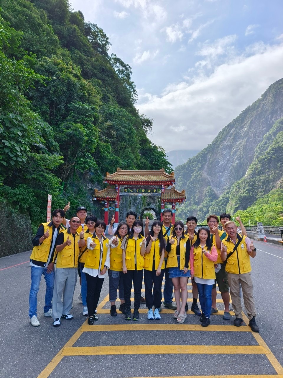 萬能國際旅行社照片3