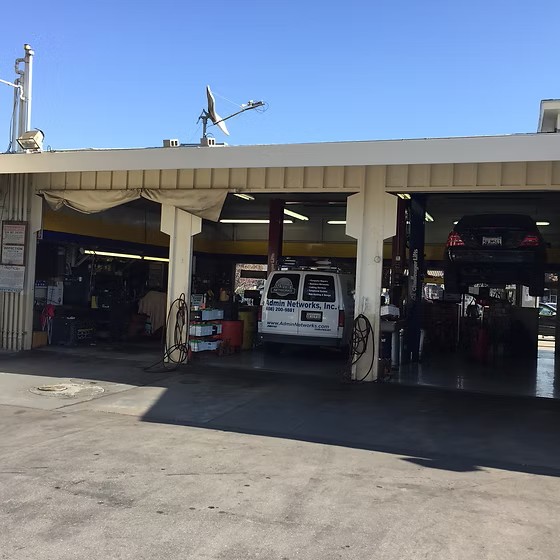 photo of Betty’s Arco Smog Pros3