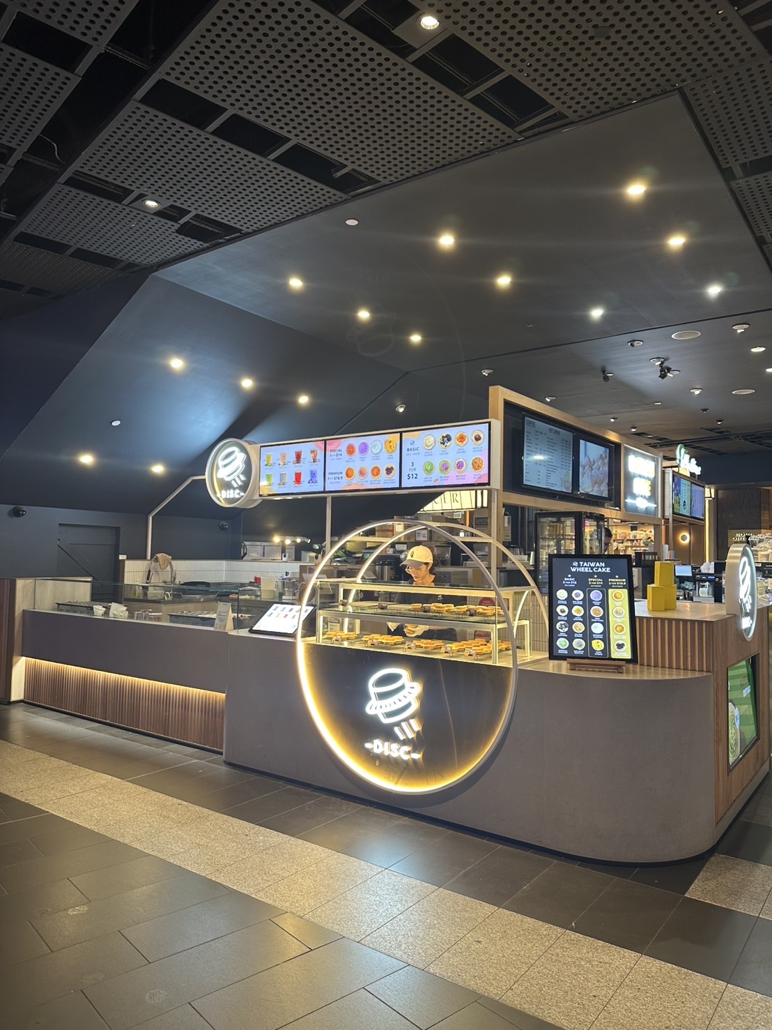 photo of DISC Taiwan Wheel Cake1