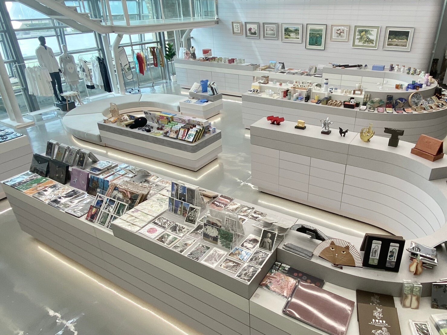 國立臺灣美術館商店照片