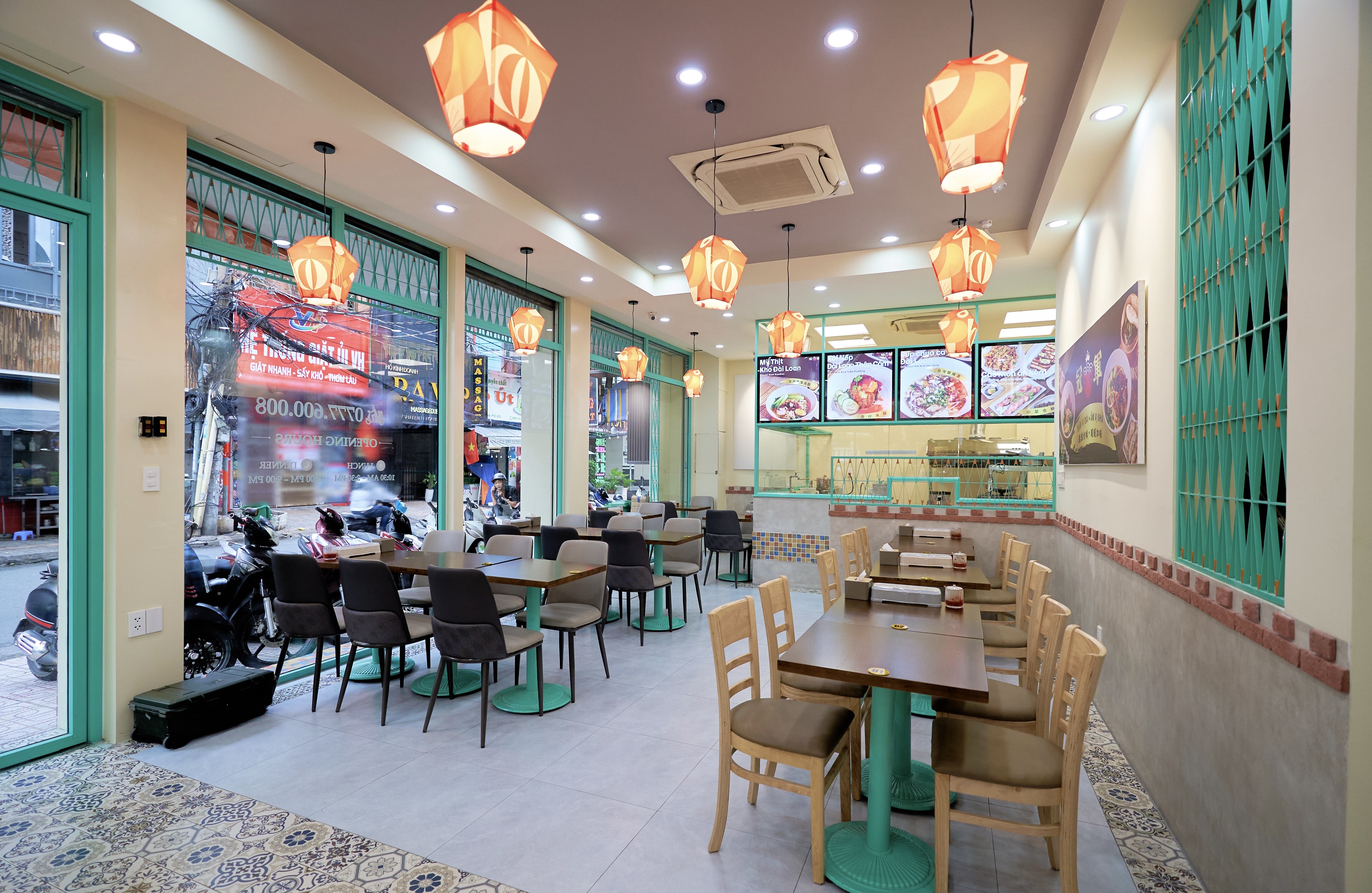 photo of 冠軍臺灣牛肉麵(師萬幸店)2