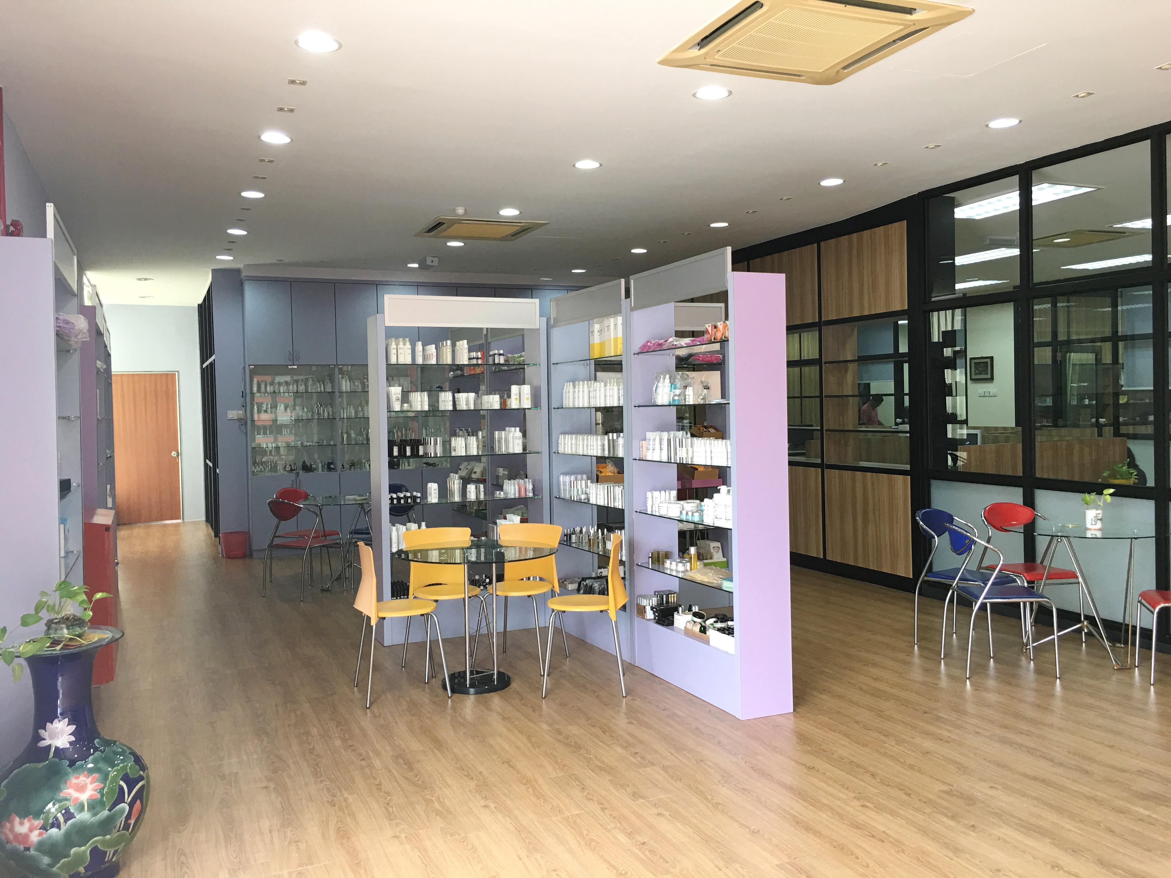 photo of Cylin Cosmetic SDN BHD1